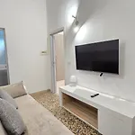 Maroncelli Apartment