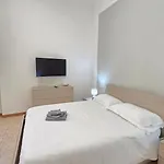 Maroncelli Apartment *